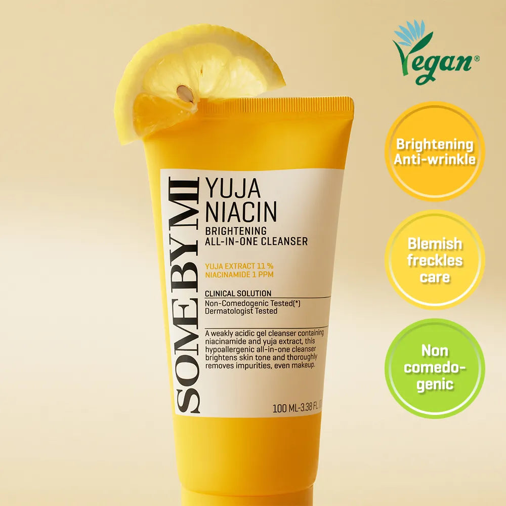 غسول الوجه المتكامل لتفتيح البشرة من سام باي مي، بخلاصة اليوجا والنياسين