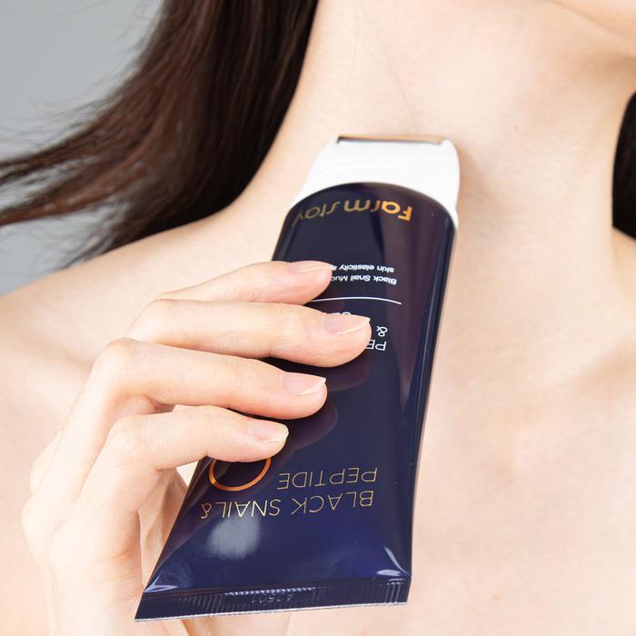 Farmstay Black Snail & Peptide 9 Perfect Facial & Neck Roller Serum